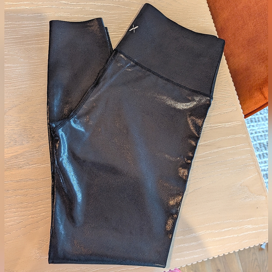 Knix Leggings